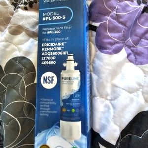 Refrigerator water filter